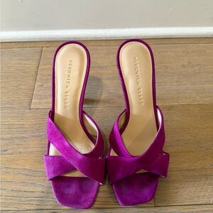 Veronica Beard Women's Fuchsia Heeled Slides